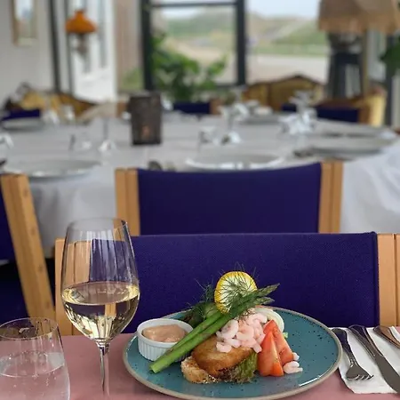 酒店 Strandhotellet Vederso 3*