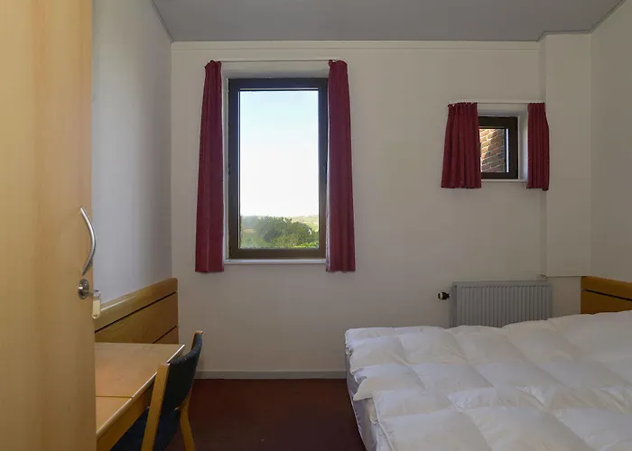 מלון Strandhotellet Vederso 3*